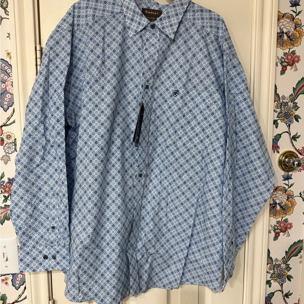 Ariat Men's Blue Patterned Shirt - new with tags
